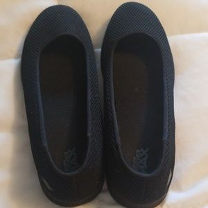 Sketchers goga max black flats